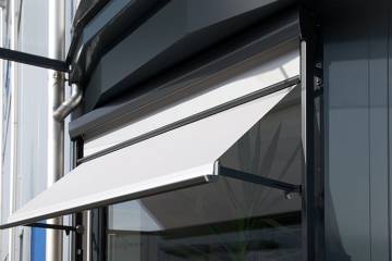 Tenda a braccetti Visombra Stobag con aggancio brevettato