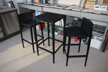 Tavolino e sgabelli spritz - Vondom